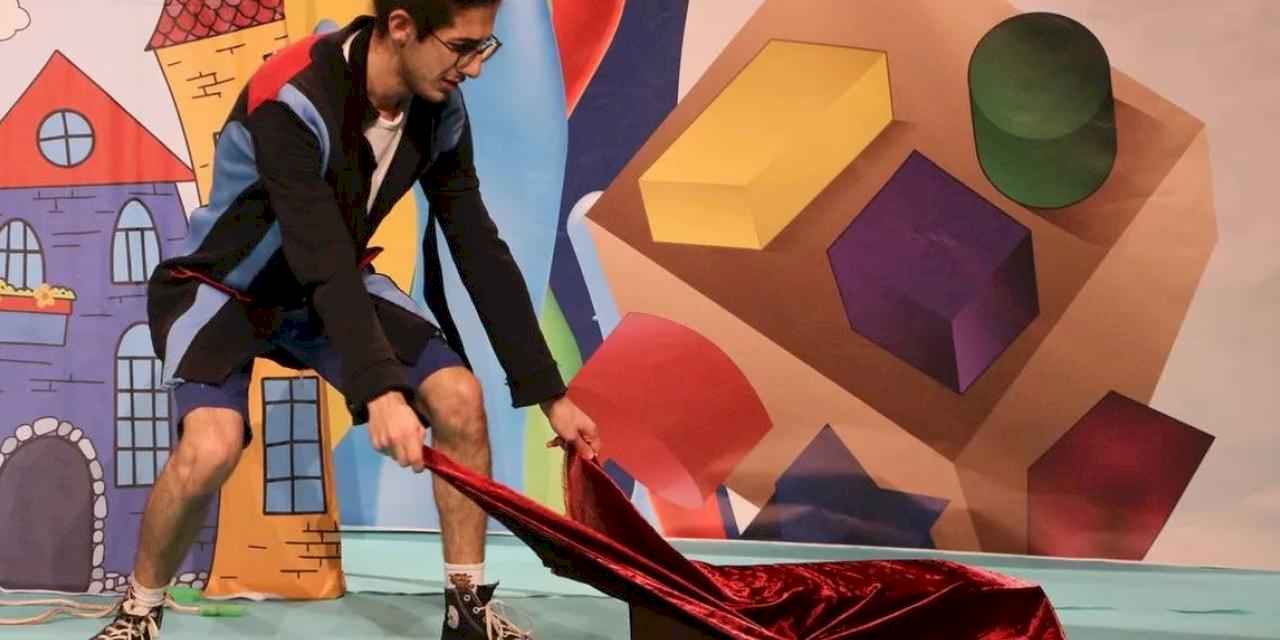 Sakarya'da gizemli bavul oyunu keyifli anlar yaşattı