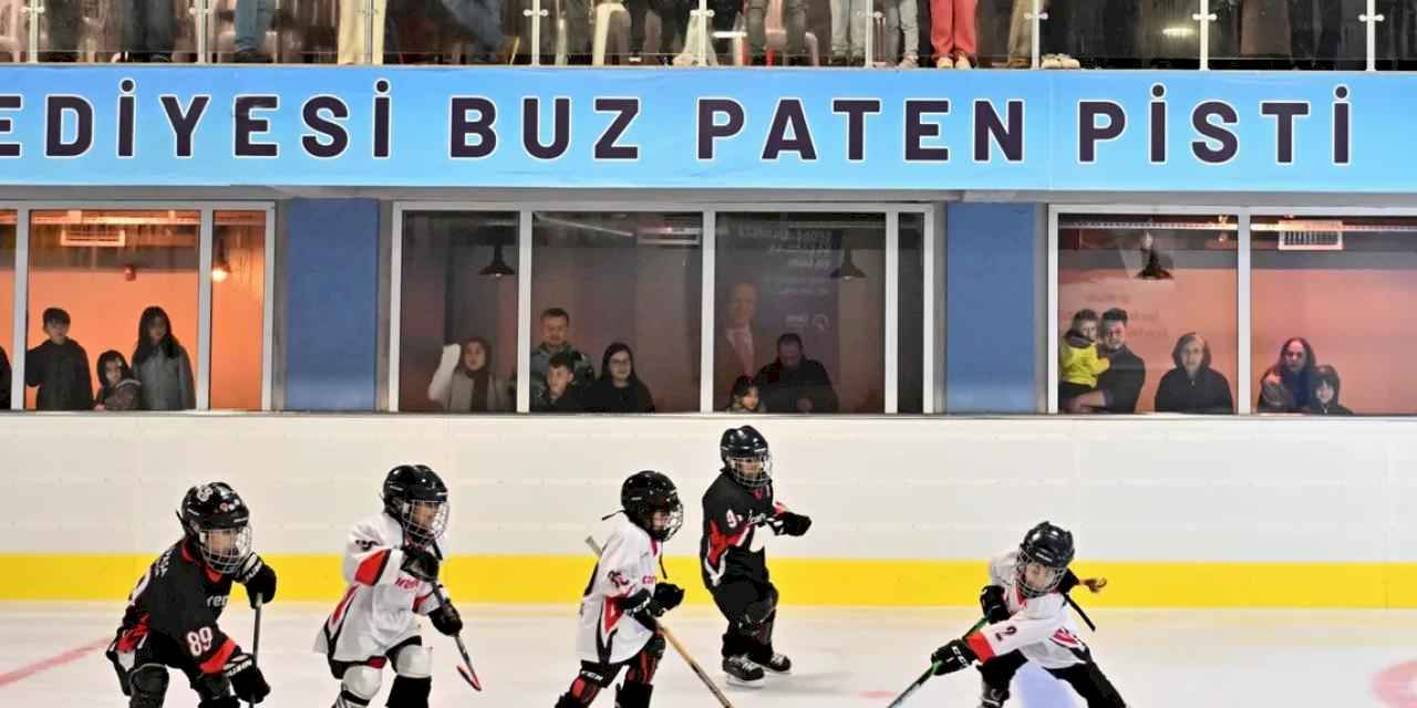 Akdeniz’in ilk ve tek doğal buz pisti yeniden açıldı