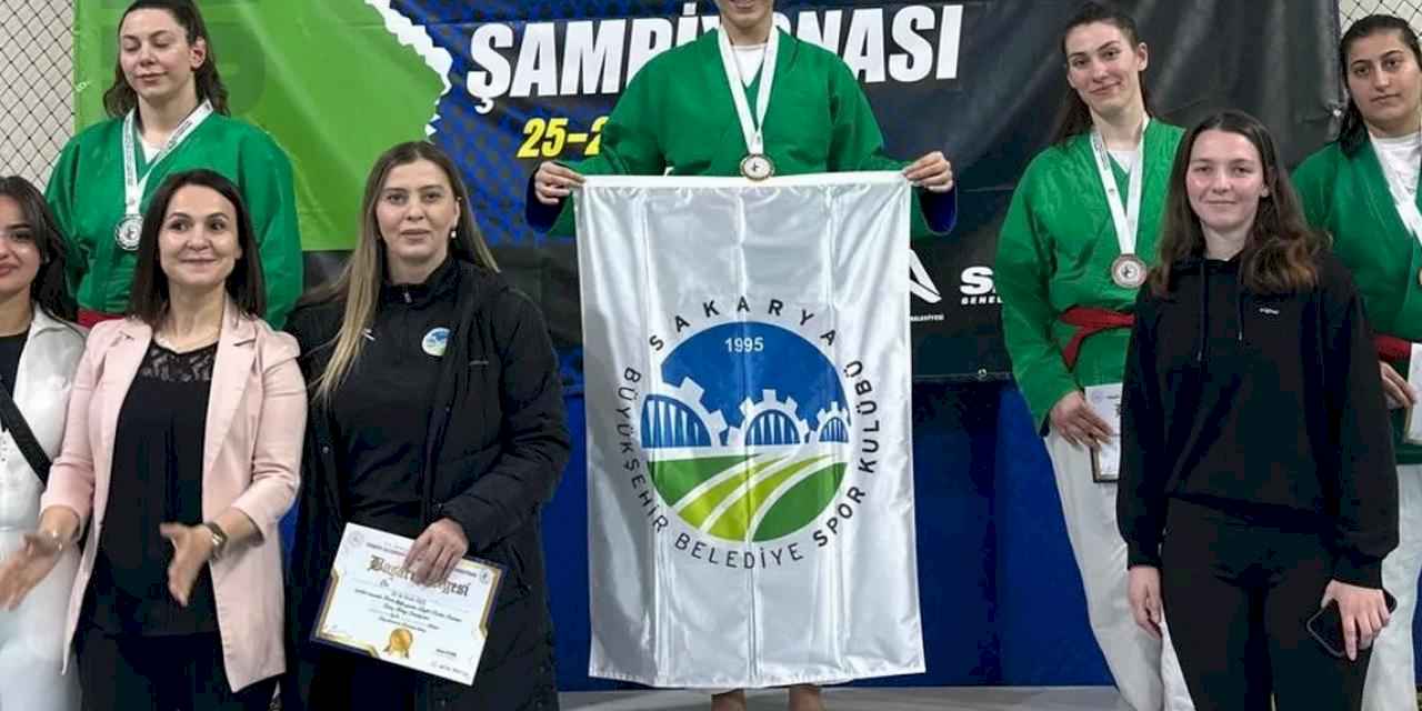 Ece Zurnacı’dan Sakarya’yı gururlandıran şampiyonluk