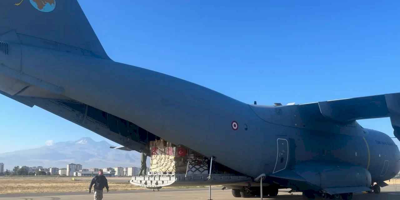 Gazze için tonlarca gıda malzemesi Ürdün'e ulaştırıldı