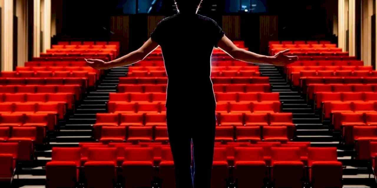 İzmir'de 'Şubat' sanatla uzayacak