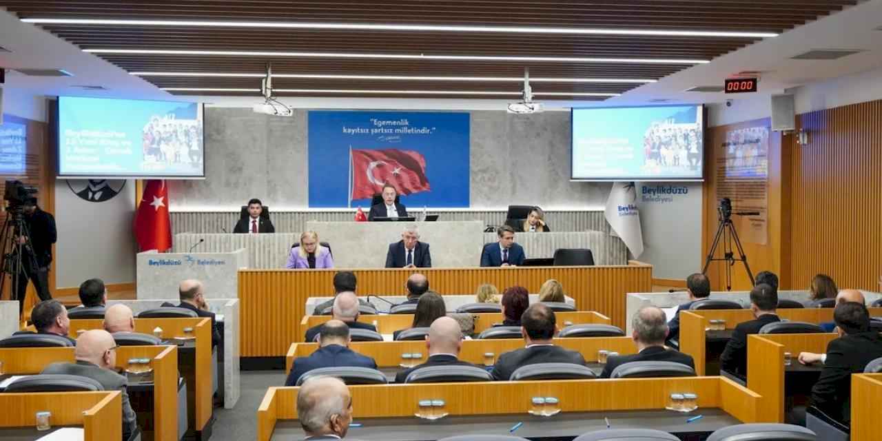 Başkan Çalık İstanbul’da hizmetle dolu 6 yılı paylaştı