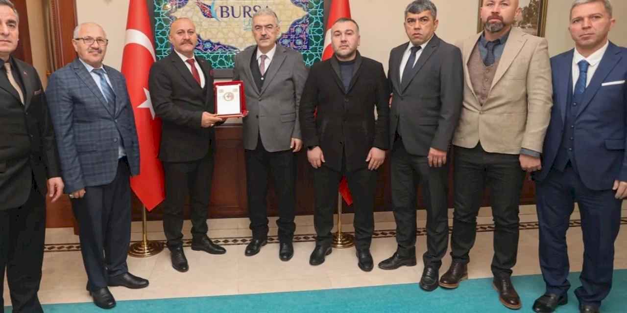 Dünya Türk Birliği’nden Bursa Valisi Ayyıldız’a ziyaret