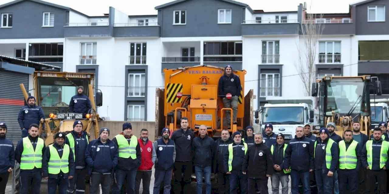 Bursa Gemlik Belediyesi kar yağışına karşı teyakkuzda