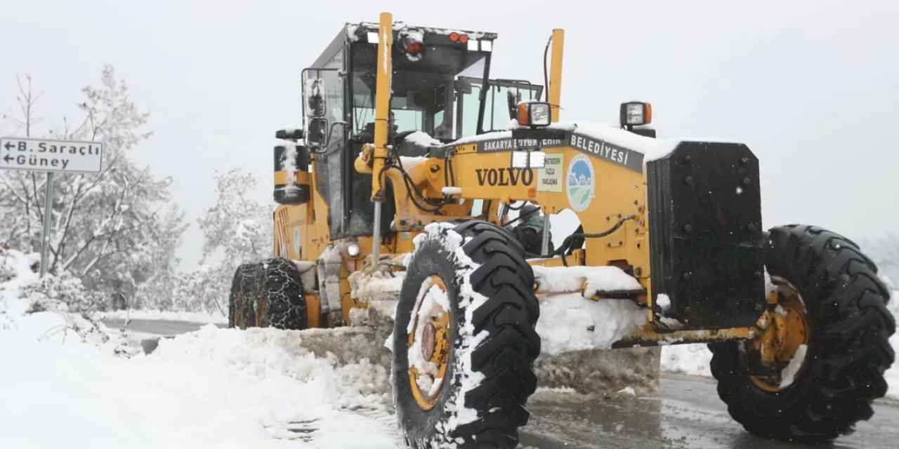 Sakarya'da 30 grup yolu ulaşıma açıldı