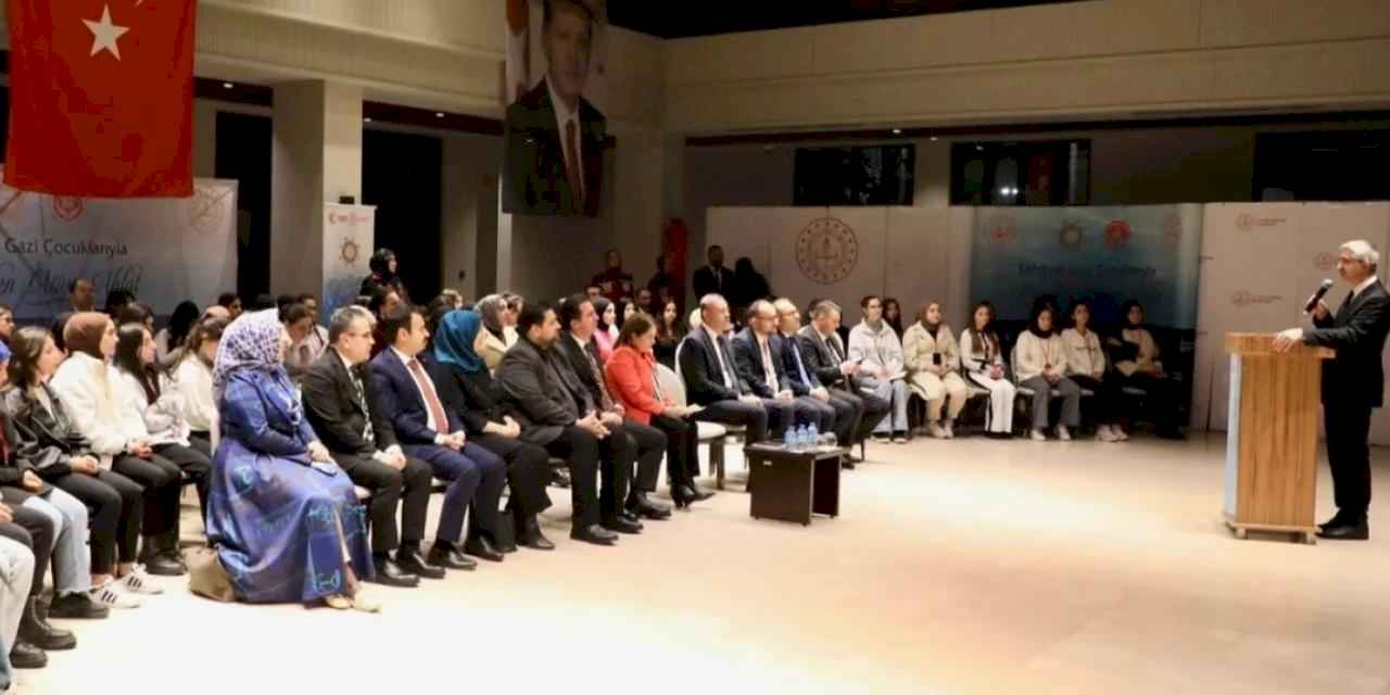 'Maziden Atiye Ahlat'ta şehit ve gazi çocuklarıyla buluşuldu