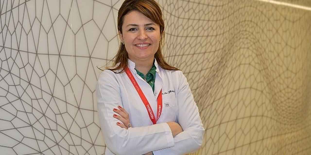 Erken Yaşta Kozmetik Kullanımının 5 Zararına Dikkat!