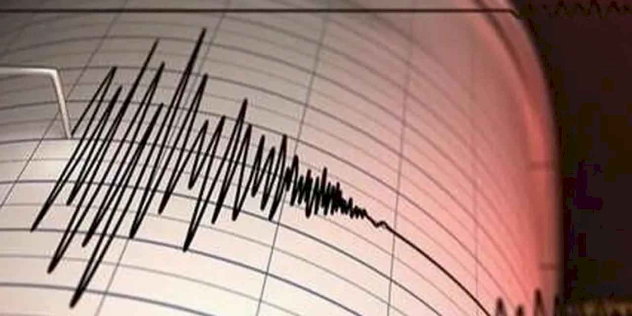 Ege'de deprem fırtınası sürüyor