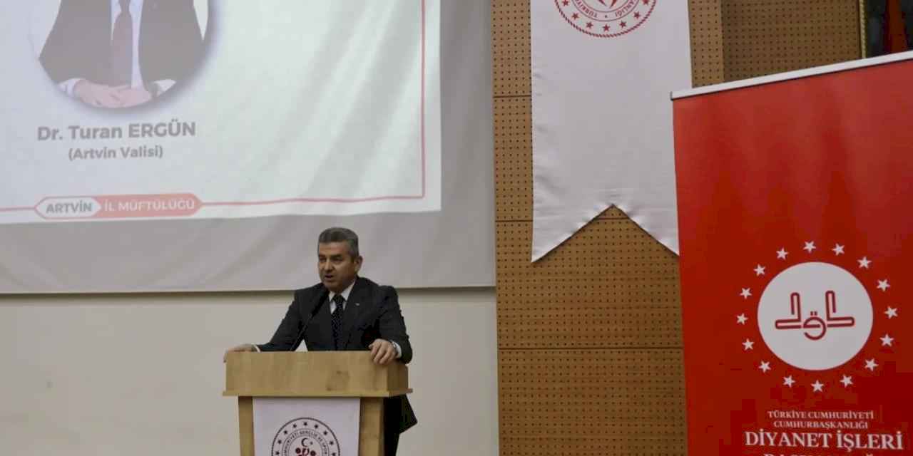 Artvin’de “Aylık Din Hizmetleri Değerlendirme Toplantısı” gerçekleştirildi