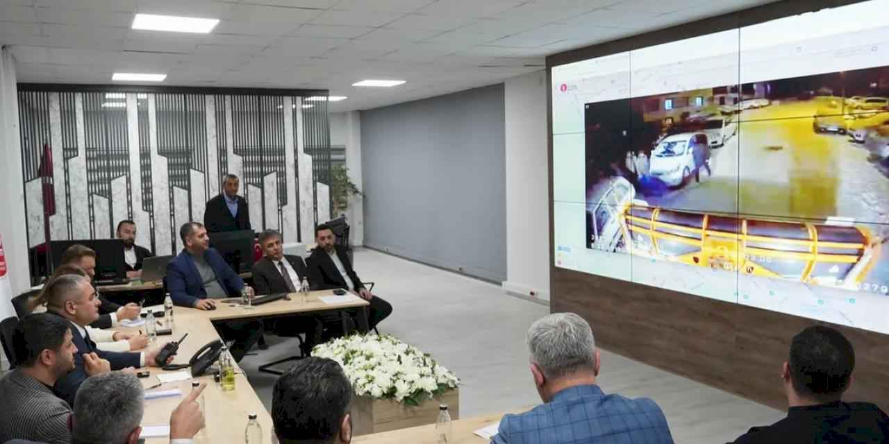 Ankara Keçiören'de karla mücadele koordineli sürdürüldü