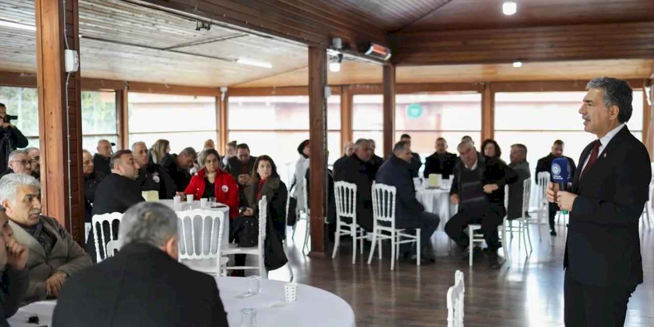 Şükrü Deviren muhtarlarla buluştu