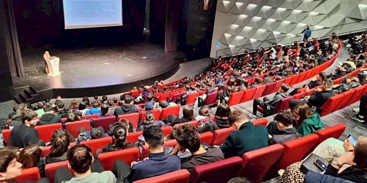 Denizli Bilim Günleri bilim tutkunlarını buluşturdu