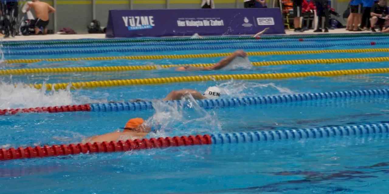 İstanbul'da şampiyonluğa kulaç attılar