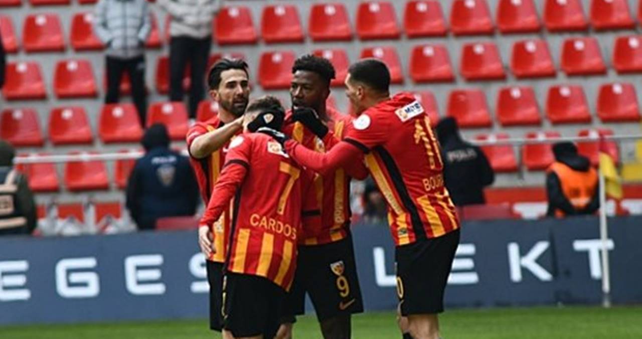 Bellona Kayserispor 1-0 Göztepe (Maç Sonucu) Kayseri'de kritik galibiyet!
