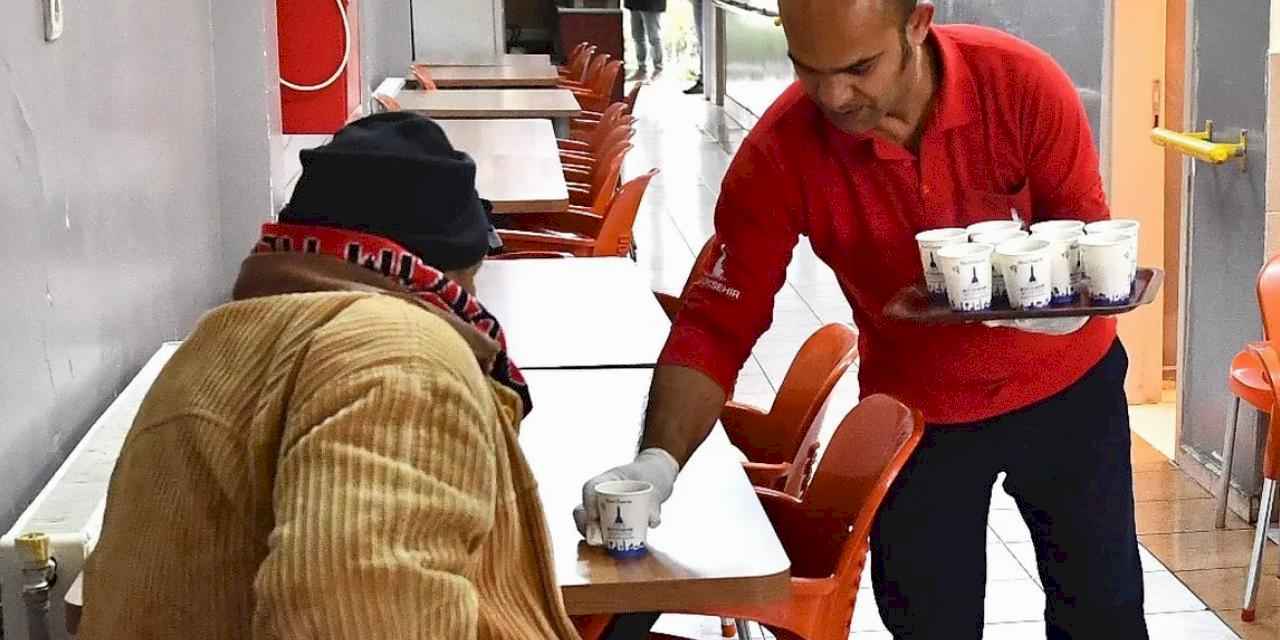 İzmir'de konuk evi’nin kapıları 24 saat açık!