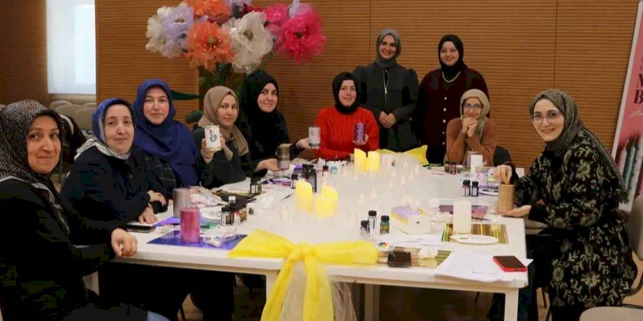 Sakarya'da yetişkinlere ‘terapi’ gibi sanat atölyesi