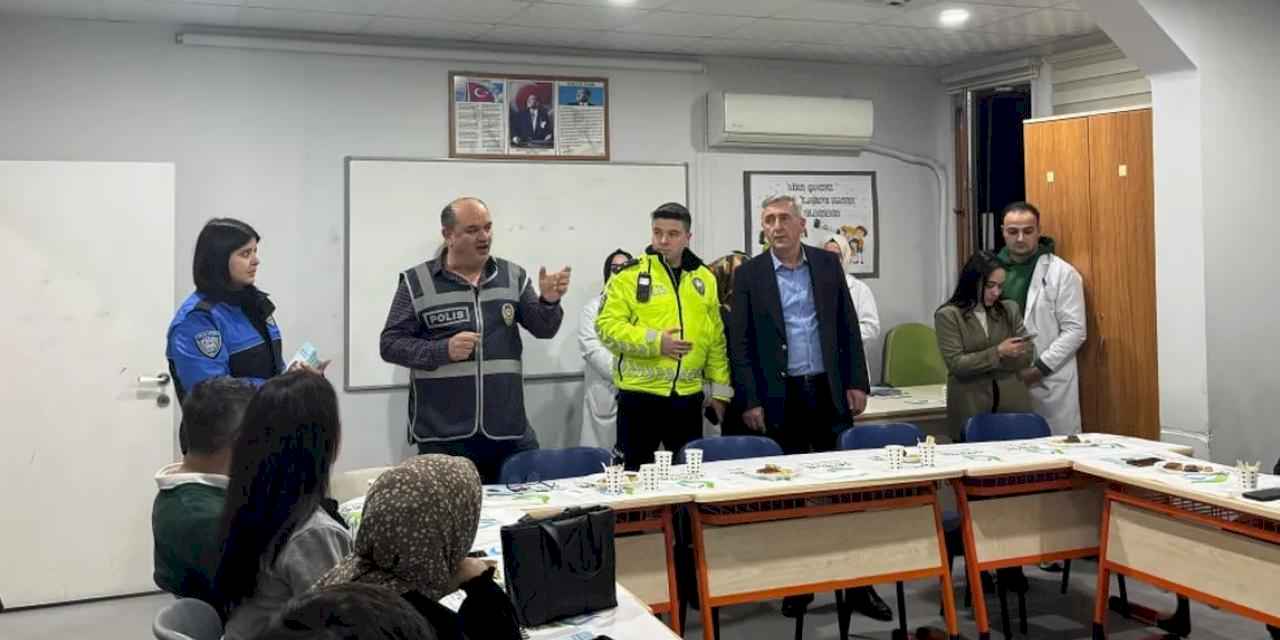 Kocaeli'de Çayırovalı veliler bilinçleniyor