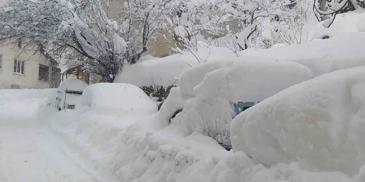 Yüksek kar örtüsündeki Doğu için çığ uyarısı!