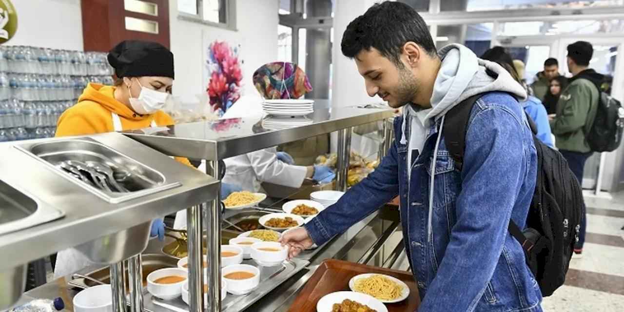 Ankara Büyükşehir öğrencilerin ramazanda da yanında