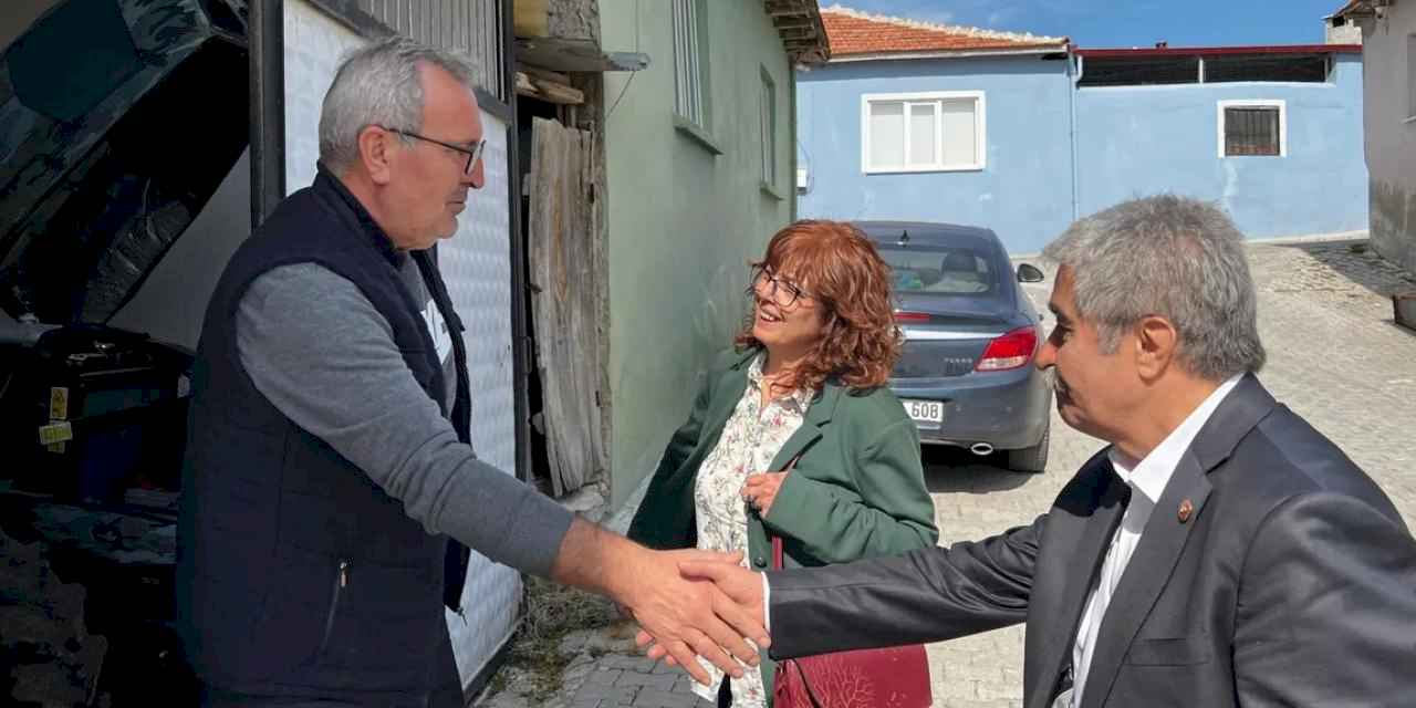 Manisa Soma'da meclis üyeleri mahallelerde