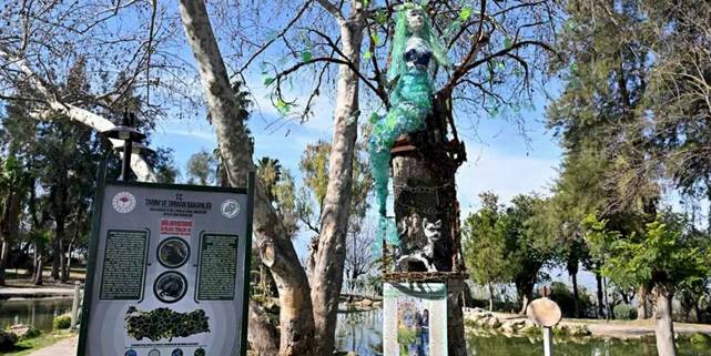 Muratpaşa'da atıklardan sanata... Puşkin’in şiiri heykele dönüştü