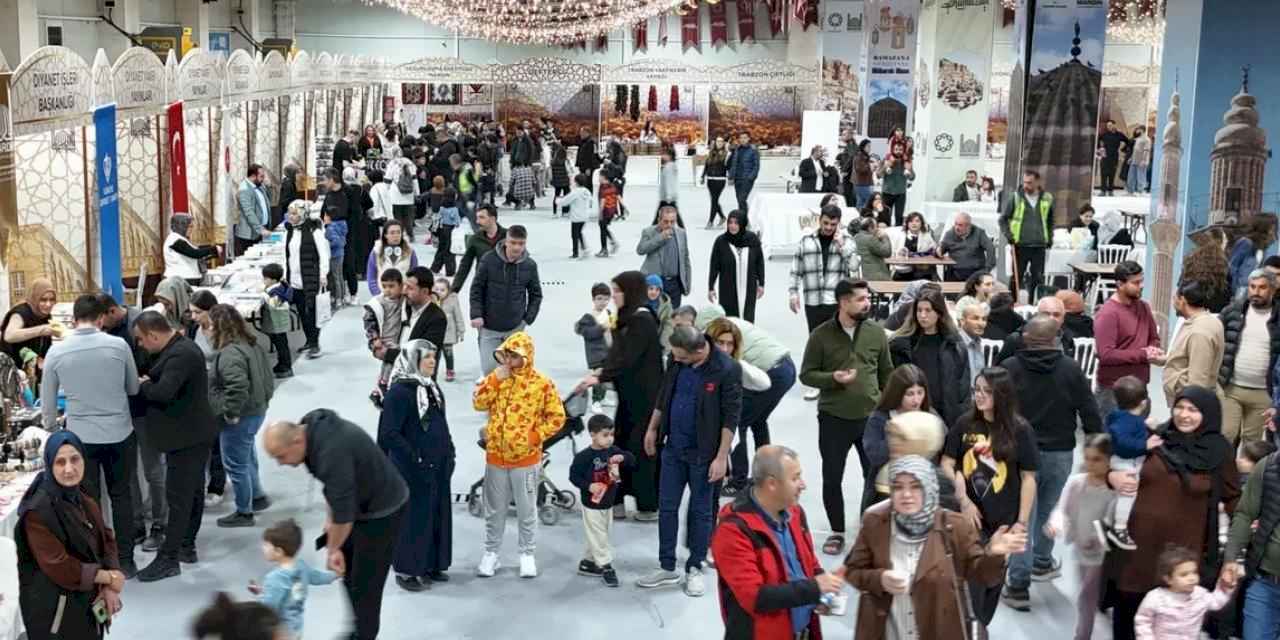 Mardin'de Ramazan Sokağı açıldı