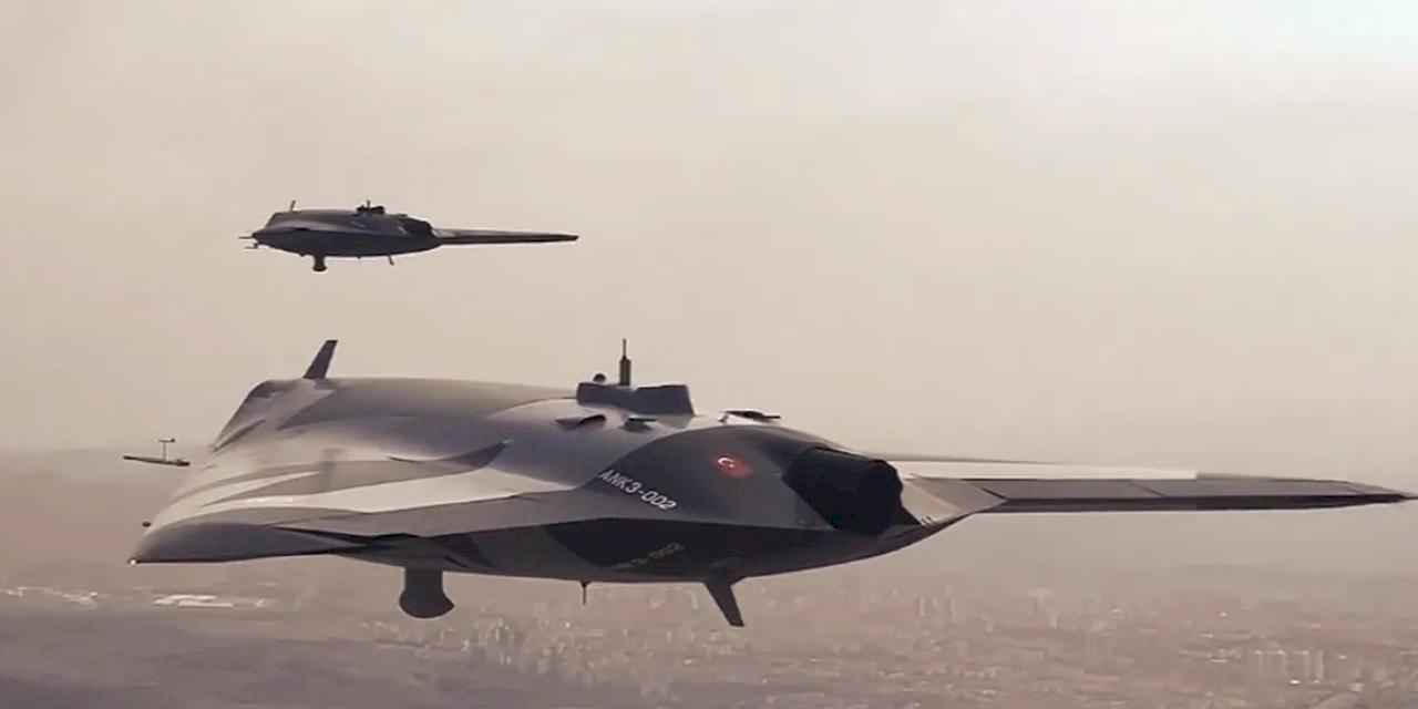 ANKA III'lerden özel 'Zafer' uçuşu