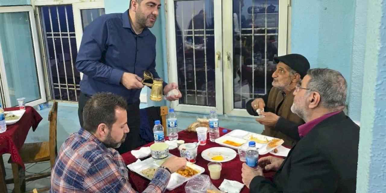 Mardinli başkandan önce iftar sonra mırra