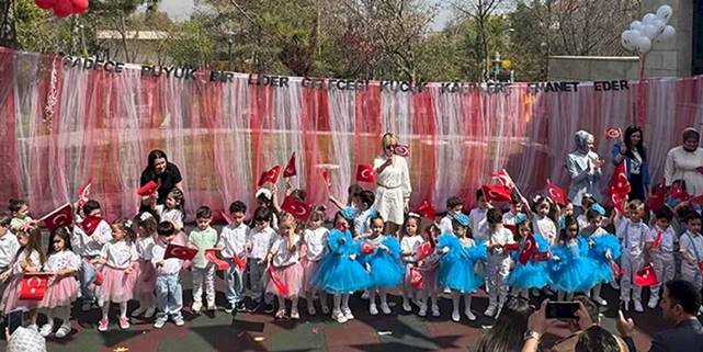 TBMM'nin kreş öğrencileri neşe dolu