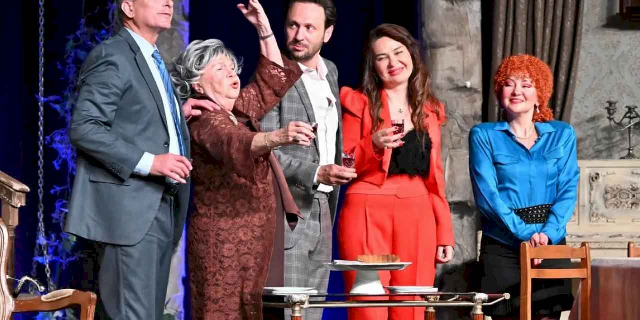 1. Manisa Mesir Tiyatro Festivali başladı