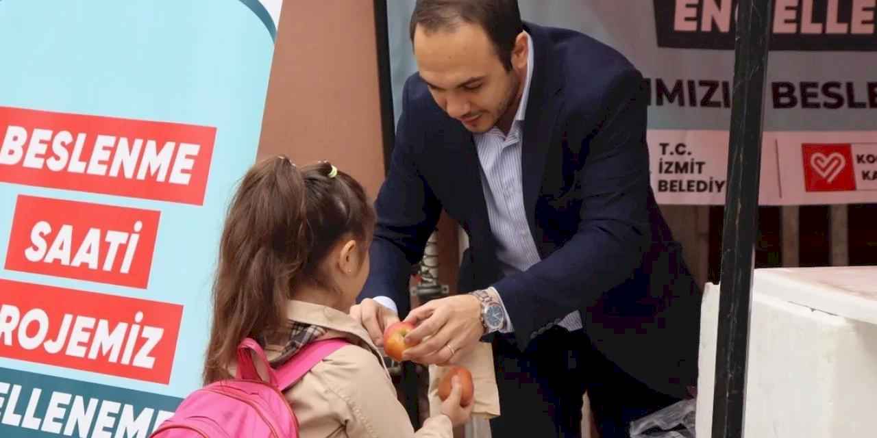 Kocaeli İzmit'te minik kalpler ‘Beslenme Saatiyle’ ısındı