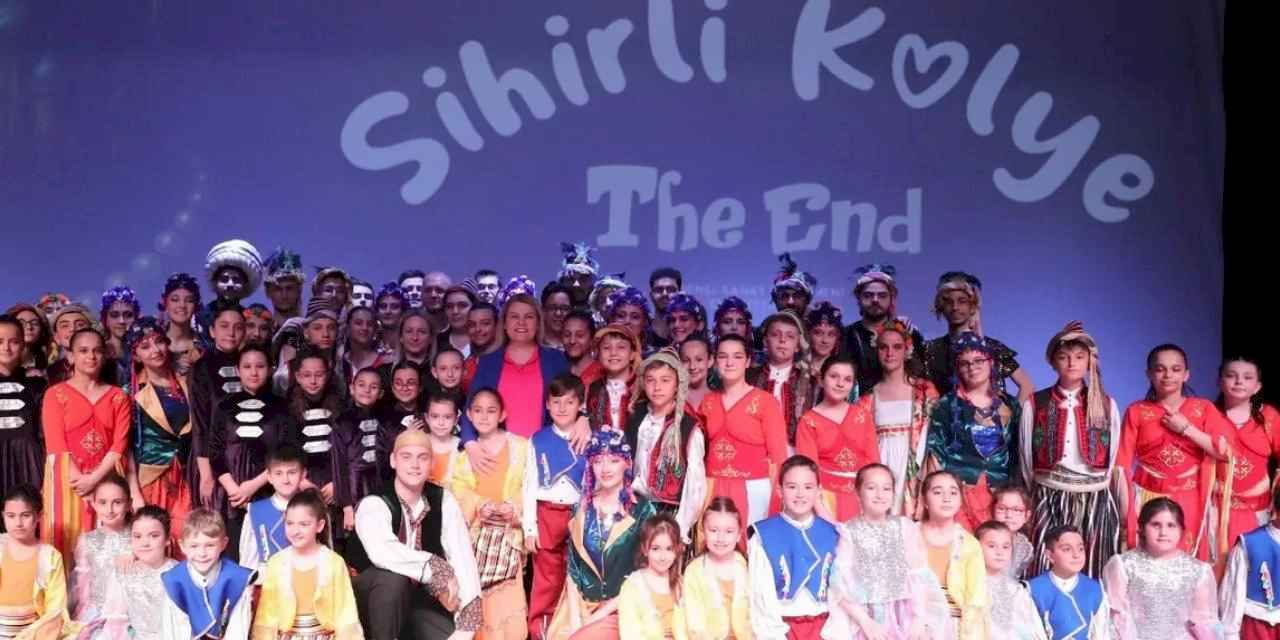 İzmit Belediyesi Sanat Akademisi’nin yıldızları “Sihirli Kolye” ile parladı