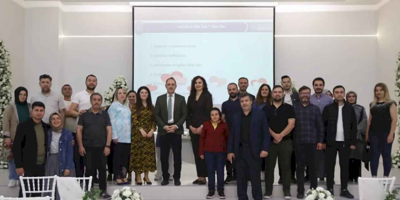 Kayseri Melikgazi'den 'Evlilikte İletişim Semineri'