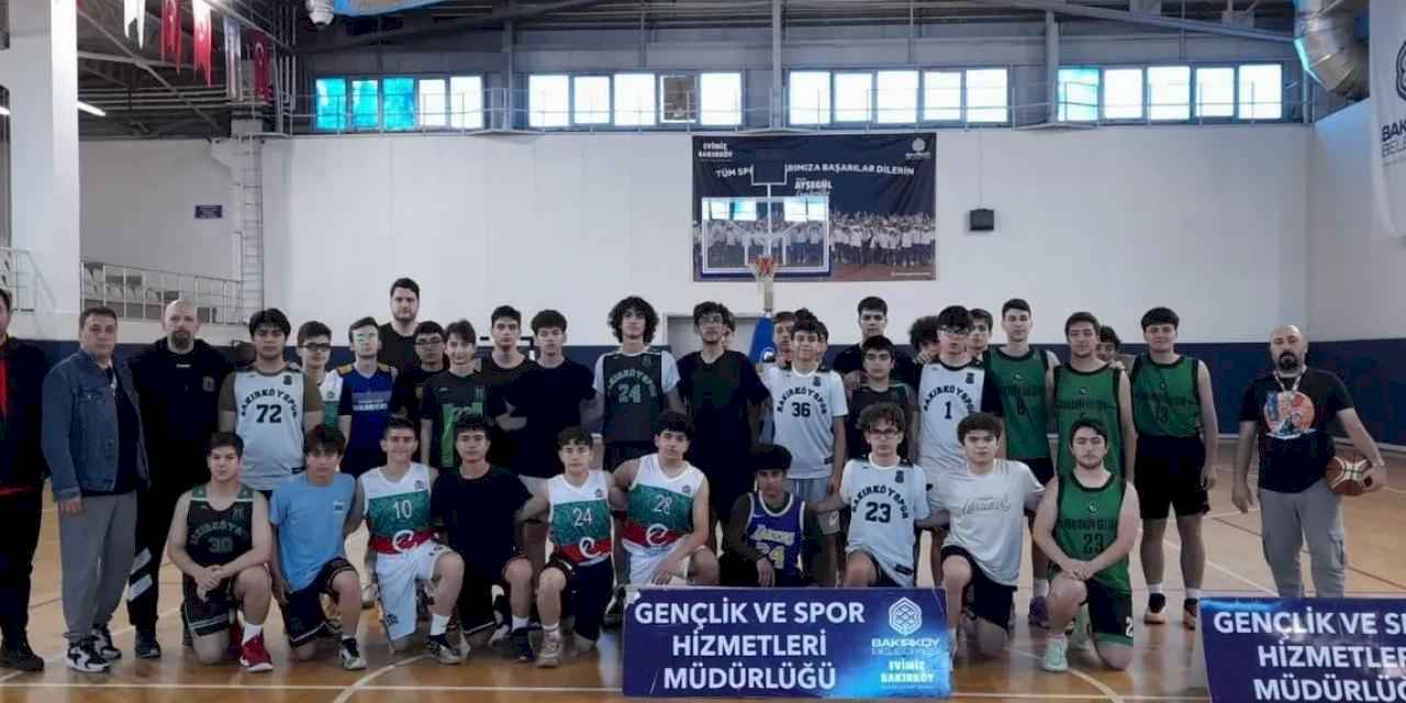 İstanbul Bakırköylü sporcular “Gençlik Şenliği” turnuvasına katıldı