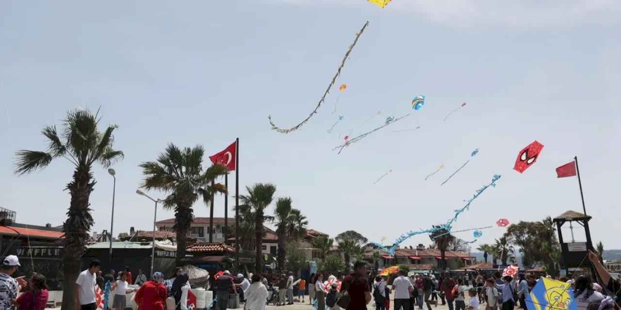 Muğla'da engelsiz uçurtmalar gökyüzünü renklendirdi