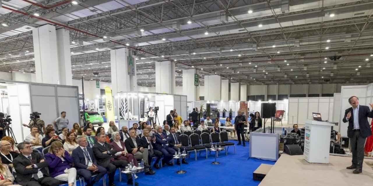 Dünyaca ünlü şehir plancısı Gil Penalosa: İzmirliler çok şanslı