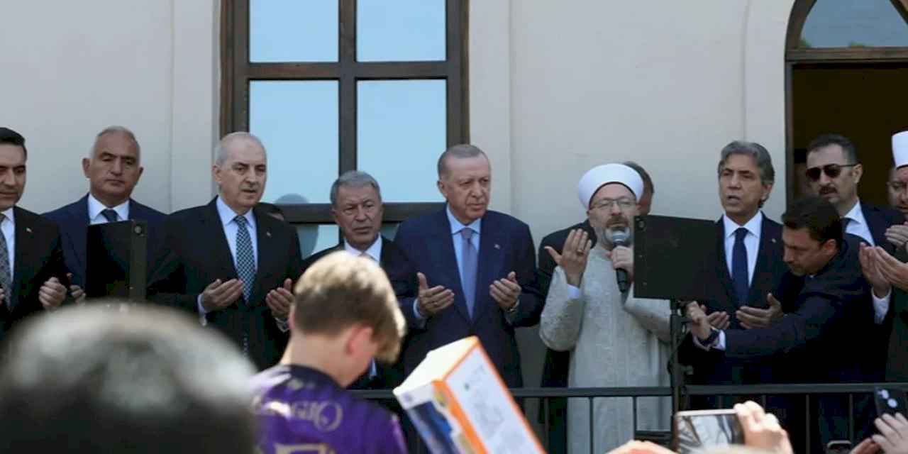 Kireçburnu Gümrükçü İshak Ağa Camii açıldı