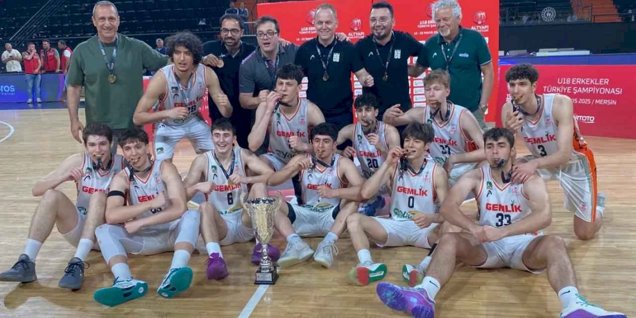 'U18 Erkekler'in Türkiye kupası Tofaş'ın