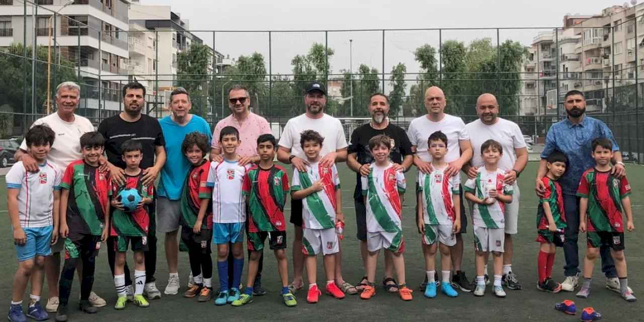 Bostanlıspor’da babalar ile kıran kırana maç