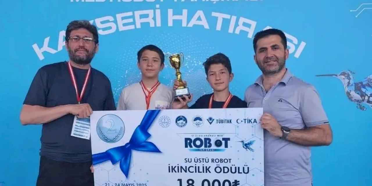 Konya Karatay'ın 'KTP_Ayışığı1'i Türkiye ikincisi