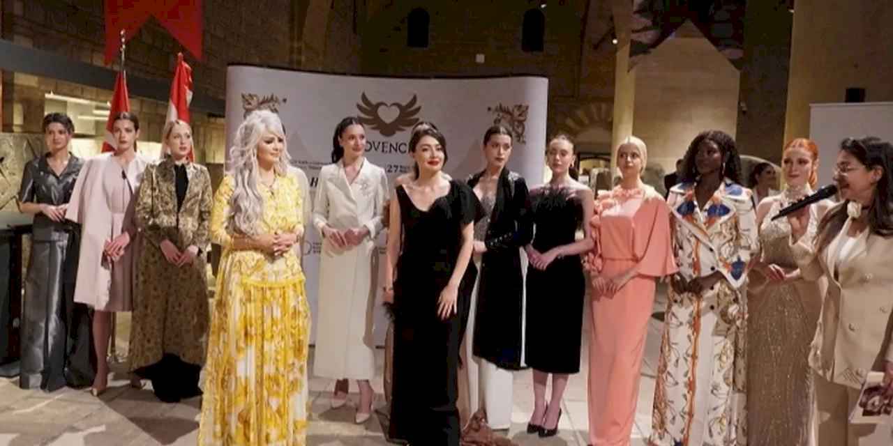 Tarihin göbeğinde muhteşem defile