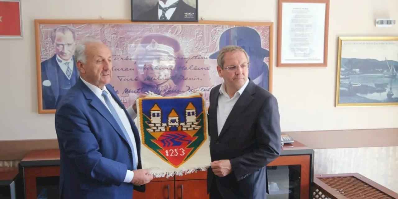 Sancak heyetinden Ayvalık, Burhaniye ve Bergama’ya ziyaret