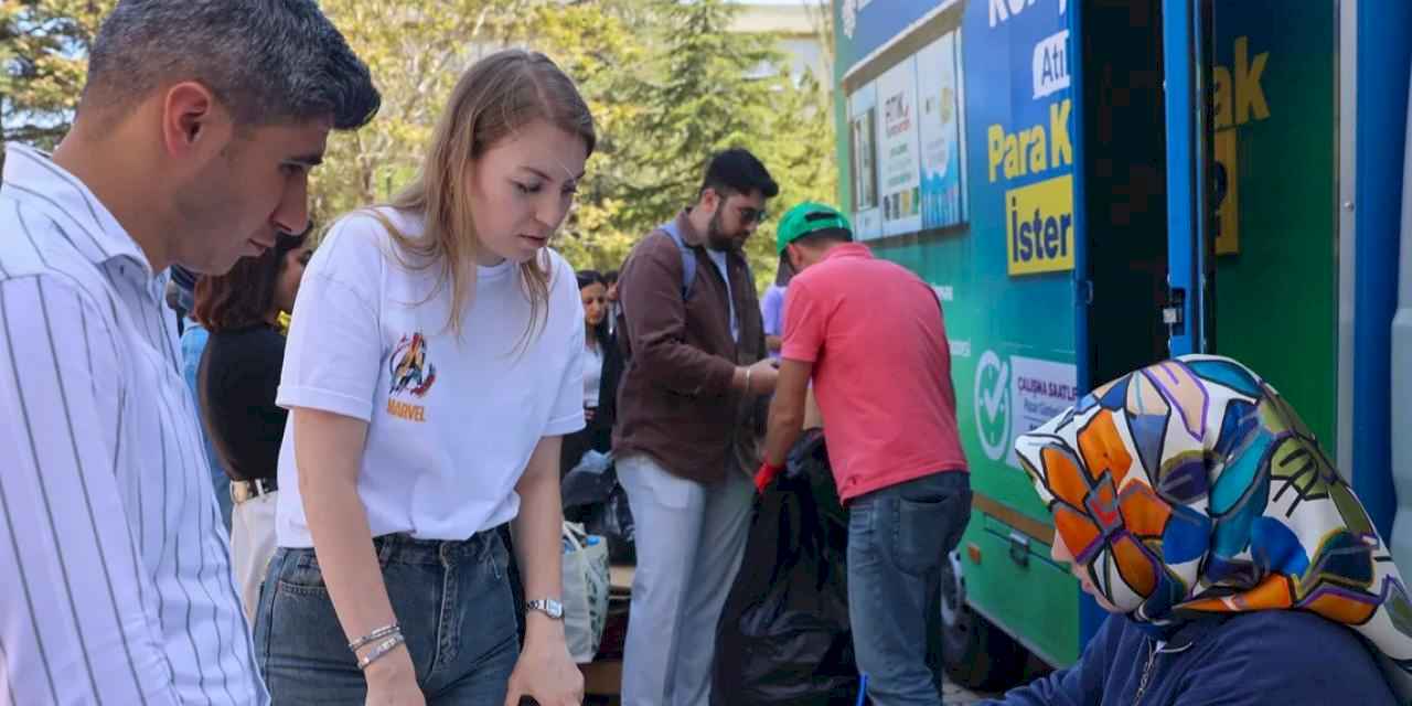 Konyalı öğrenciler 'Daha Yeşil Bir Gelecek' için yarıştı
