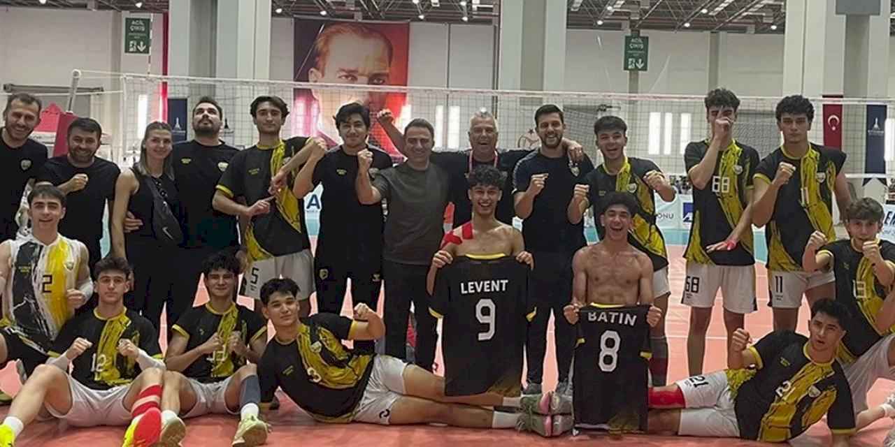 Konya Büyükşehir Belediyespor voleybolda son 8’de