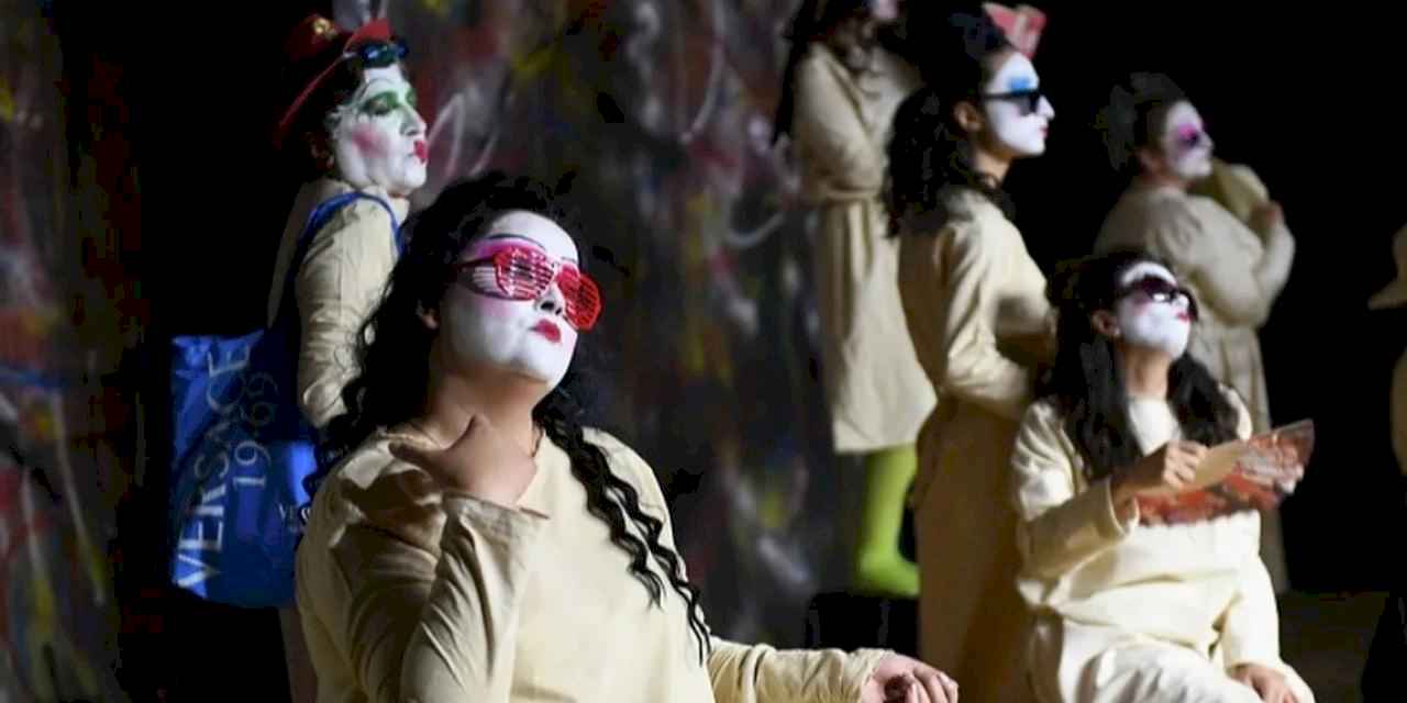 ‘Hiç Kimsenin Hikayesi’ oyunu Bursa Osmangazi’de sahnelendi