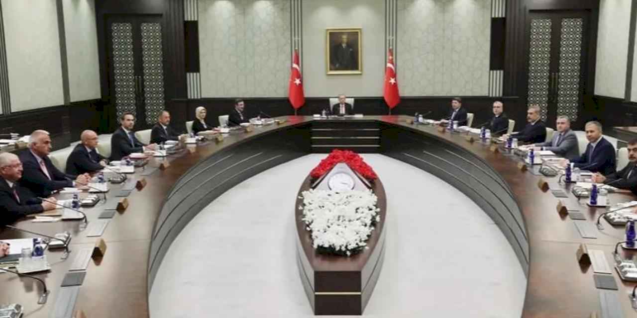 Kabine yoğun gündemle toplanıyor!