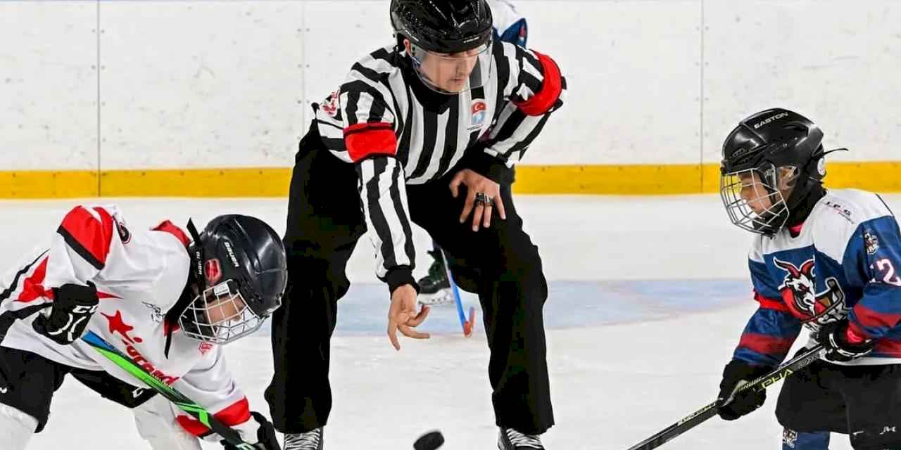 Minik hokeycilerden büyük başarı