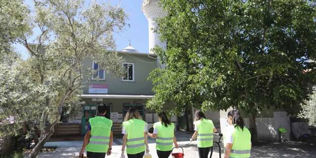 Muğla'da bayram öncesi cami temizliği
