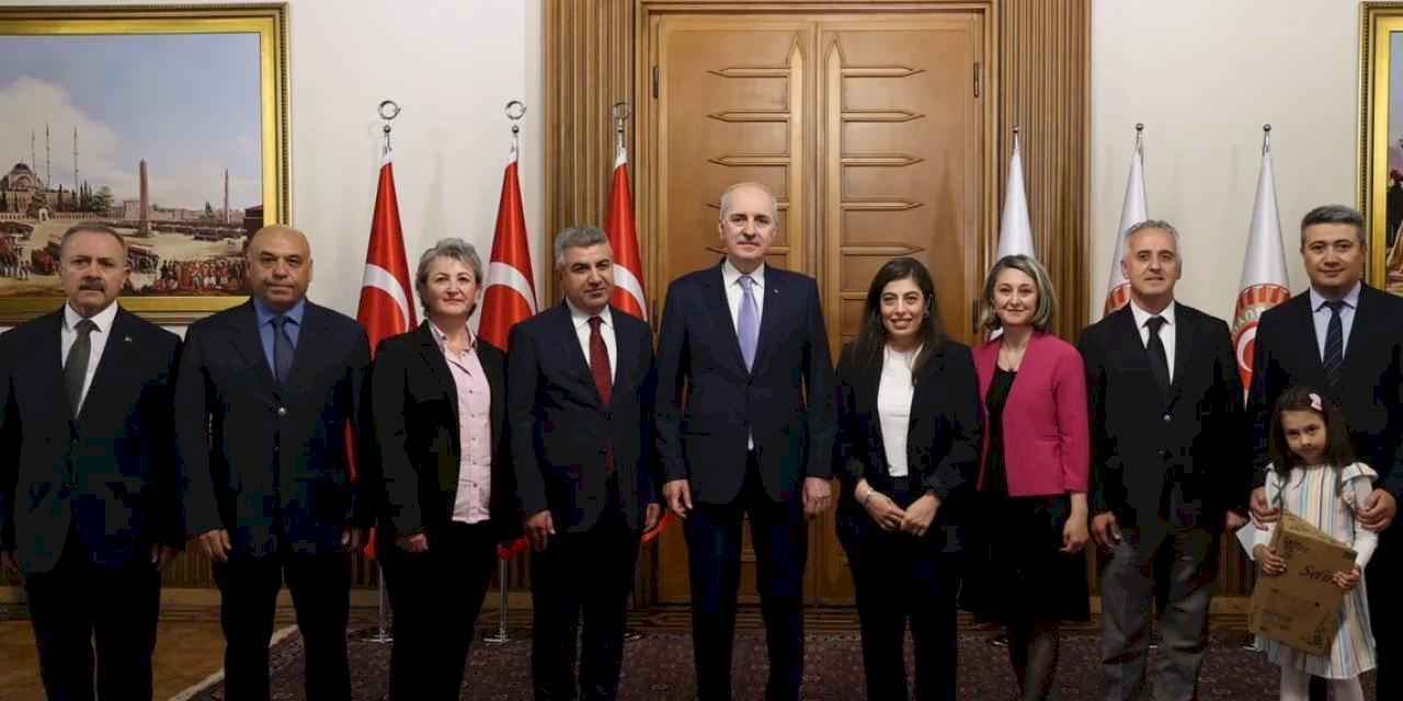 Kurtulmuş, TBMM personeliyle bayramlaştı