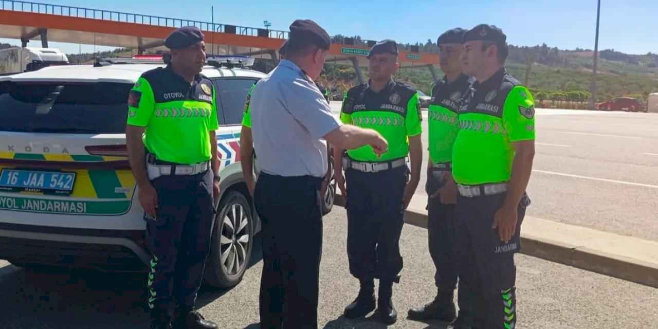 Bursa İl Jandarma'dan bayramlık yoğun trafiği denetimi